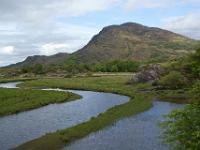 Wasserkanal mit Torc Mountain - Killarney NP, Co. Kerry